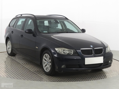 BMW SERIA 3 IV (E90/E91/E92/E93) BMW SERIA 3 , Klimatronic, Tempomat, Parktronic, Podgrzewane siedzienia,