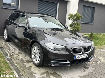 BMW Seria 5 520d Touring Luxury Line