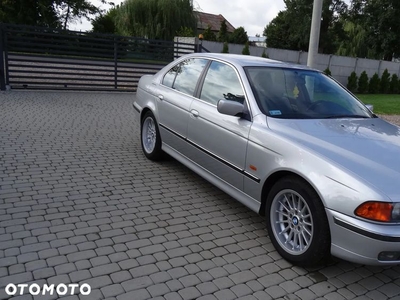 BMW Seria 5 523i