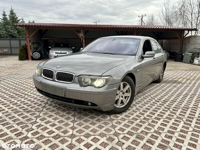 BMW Seria 7 745i