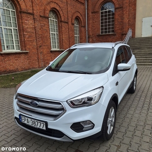 Ford Kuga 1.5 EcoBoost 2x4 Titanium