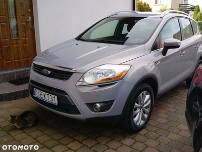 Ford Kuga 2.0 TDCi 2x4 Titanium