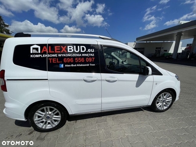 Ford Tourneo Courier 1.5 TDCi Titanium