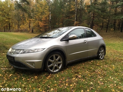 Honda Civic 1.8i-VTEC Sport