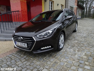 Hyundai i40 Kombi blue 1.7 CRDi DCT Premium