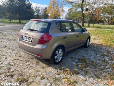 Kia Ceed Cee'd 1.4 Comfort +