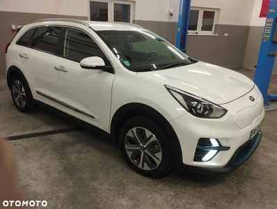 Kia Niro e-Niro 64kWh M