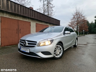 Mercedes-Benz Klasa A 180 (BlueEFFICIENCY)