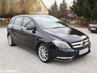 Mercedes-Benz Klasa B 180 BlueEFFICIENCY Edition 1