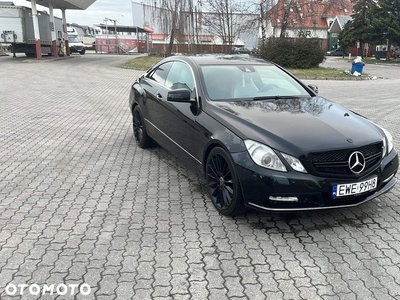 Mercedes-Benz Klasa E 350 CDI DPF Coupe BlueEFFICIENCY 7G-TRONIC Elegance