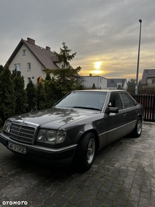 Mercedes-Benz W124 (1984-1993)