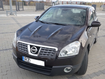 Nissan Qashqai I Nissan Qashqai HR16DE 1.6 Visia r. 2009 -195 tys km