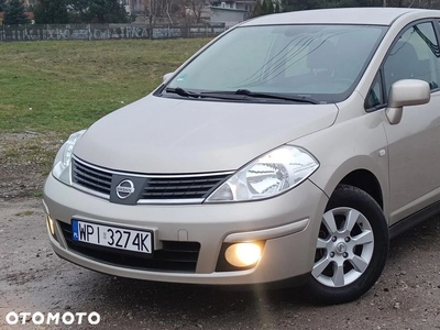 Nissan Tiida 1.6 Visia