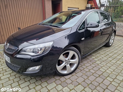 Opel Astra 1.4 Turbo Cosmo