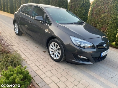 Opel Astra 1.4 Turbo Design Edition