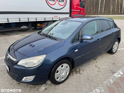 Opel Astra 1.7 CDTI DPF (119g) Edition