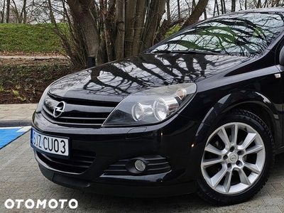 Opel Astra III GTC 1.8 Cosmo