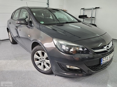 Opel Astra J IV 1.6 Enjoy