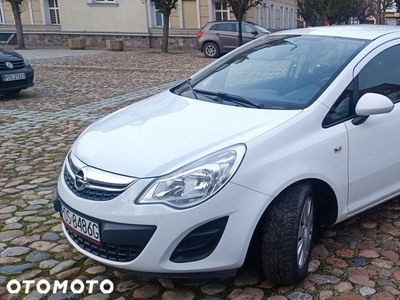 Opel Corsa 1.2 16V Essentia