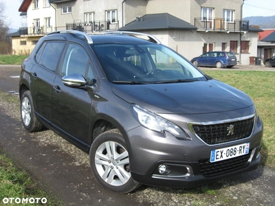 Peugeot 2008 1.2 Pure Tech Style