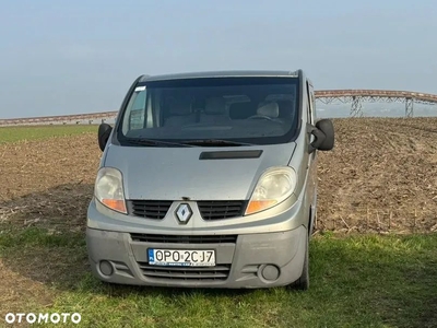 Renault Trafic 2.0 dCi 115 FAP Combi L2H1