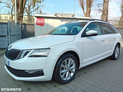 Skoda Octavia 1.6 TDI Drive DSG