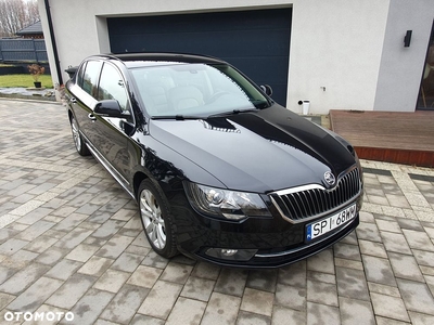 Skoda Superb 2.0 TDI 4x4 Elegance DSG