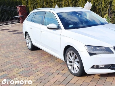 Skoda Superb 2.0 TSI 4x4 Style DSG