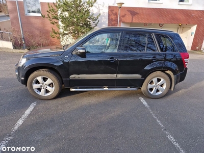 Suzuki Grand Vitara 2.4 De Luxe