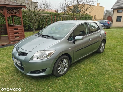 Toyota Auris 1.6 VVT-i Team