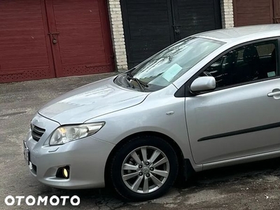 Toyota Corolla 1.6 VVT-i Premium MM