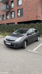 Toyota Prius (Hybrid) Sol