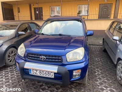 Toyota RAV4 1.8 VVT-i Terra 2WD