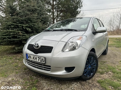 Toyota Yaris 1.3 VVT-i Cool