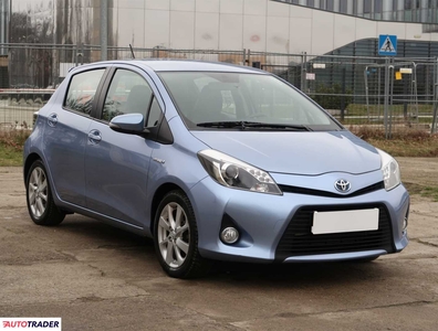 Toyota Yaris 1.5 99 KM 2013r. (Piaseczno)