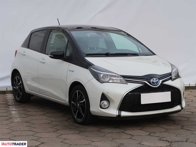 Toyota Yaris 1.5 99 KM 2016r. (Piaseczno)