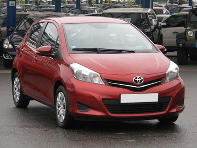 Toyota Yaris 2015 1.0 VVT