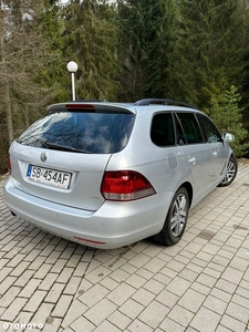 Volkswagen Golf Variant 1.6 TDI DPF DSG Comfortline