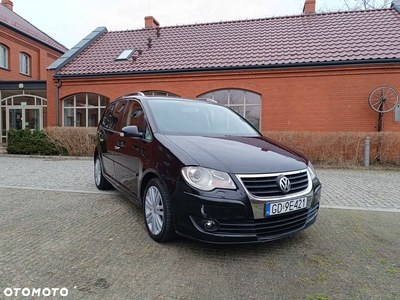 Volkswagen Touran 2.0 TDI DPF DSG Highline