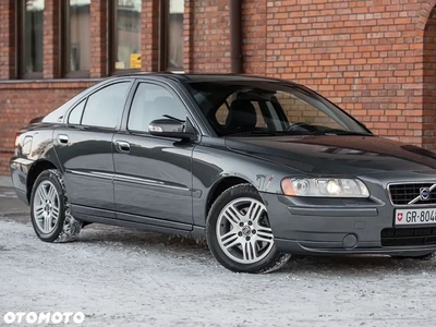 Volvo S60 2.5T AWD Momentum