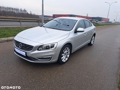 Volvo S60 D4 Drive-E Summum