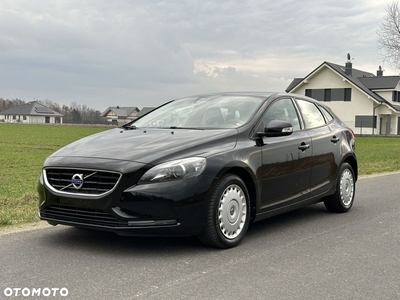 Volvo V40 T2