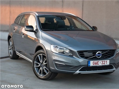 Volvo V60 Cross Country D3 Drive-E Summum