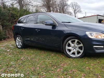 Volvo V60 D4 Drive-E Momentum