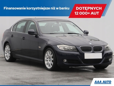 BMW Seria 3 E90-91-92-93 Limuzyna E90 318i 143KM 2009