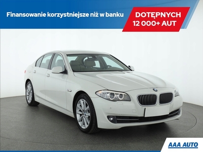 BMW Seria 5 F10-F11 Limuzyna 528i 245KM 2012