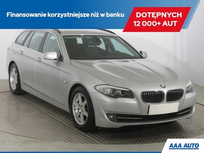 BMW Seria 5 F10-F11 Touring 520d 184KM 2010