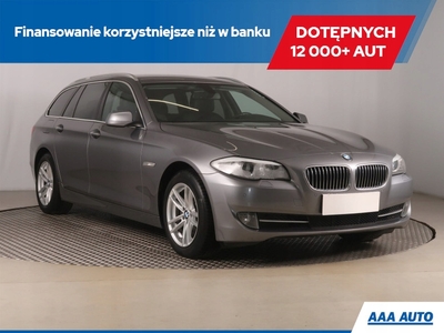 BMW Seria 5 F10-F11 Touring 520d 184KM 2013