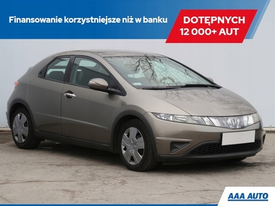 Honda Civic VIII Hatchback 3d 1.8 i-VTEC 140KM 2007