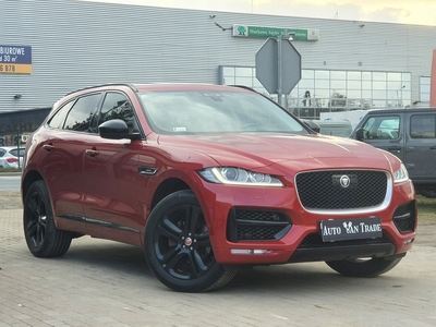 Jaguar F-Pace SUV 3.0 TDV6 300KM 2016